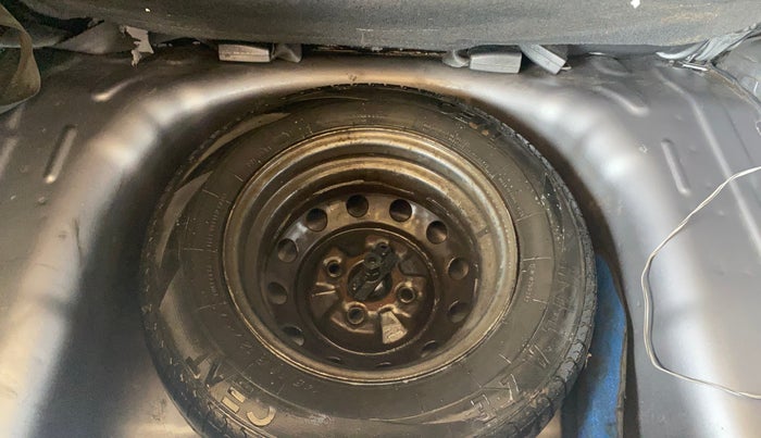 2013 Hyundai Eon D-LITE+, Petrol, Manual, 79,459 km, Spare Tyre