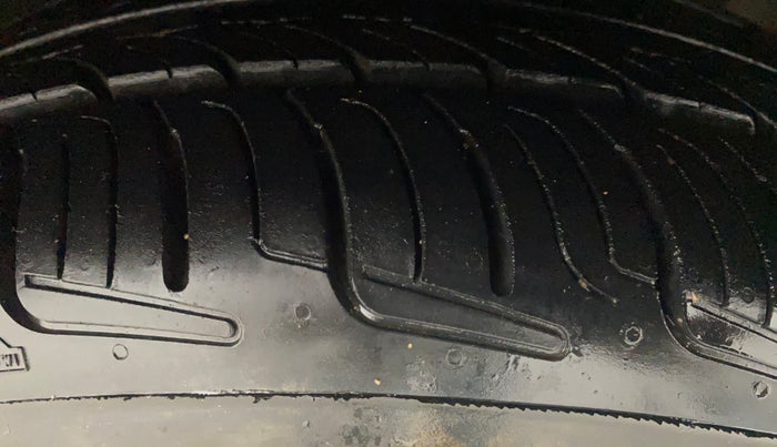 2017 Tata TIGOR XZ (O) PETROL, Petrol, Manual, 99,455 km, Right Front Tyre Tread