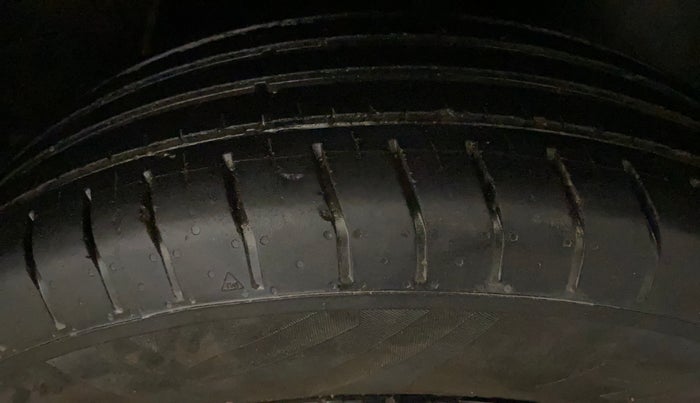 2022 Tata PUNCH ADVENTURE MT, Petrol, Manual, 50,759 km, Left Rear Tyre Tread