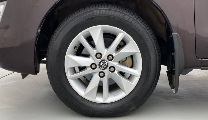 2017 Toyota Innova Crysta 2.7 ZX AT 7 STR, Petrol, Automatic, 91,994 km, Left Front Wheel