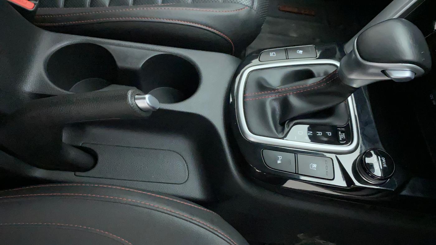 2021 KIA SELTOS GTX PLUS AT 1.5 DIESEL, Diesel, Automatic, 27,118 km, Gear Lever