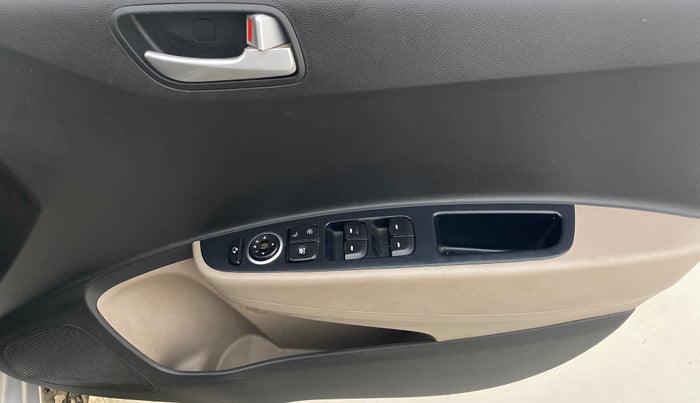 2016 Hyundai Grand i10 ASTA (O) 1.2 KAPPA VTVT, Petrol, Manual, 42,365 km, Driver Side Door Panels Control