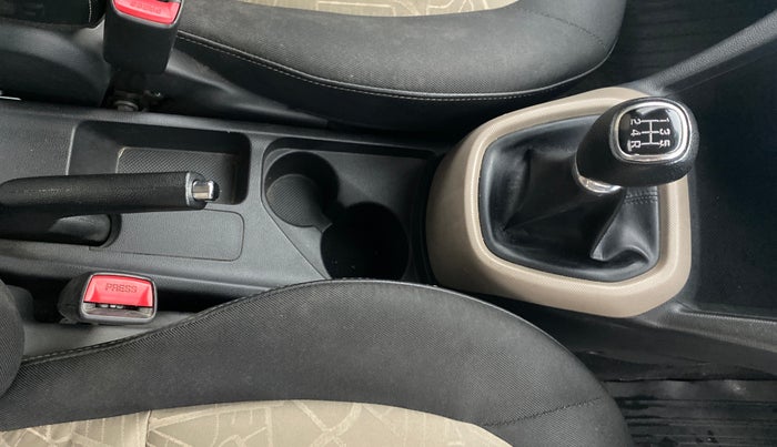 2016 Hyundai Grand i10 ASTA (O) 1.2 KAPPA VTVT, Petrol, Manual, 42,365 km, Gear Lever