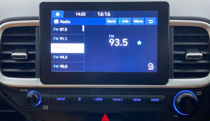 2019 Hyundai VENUE SX 1.0 TURBO, Petrol, Manual, 37,597 km, Infotainment System