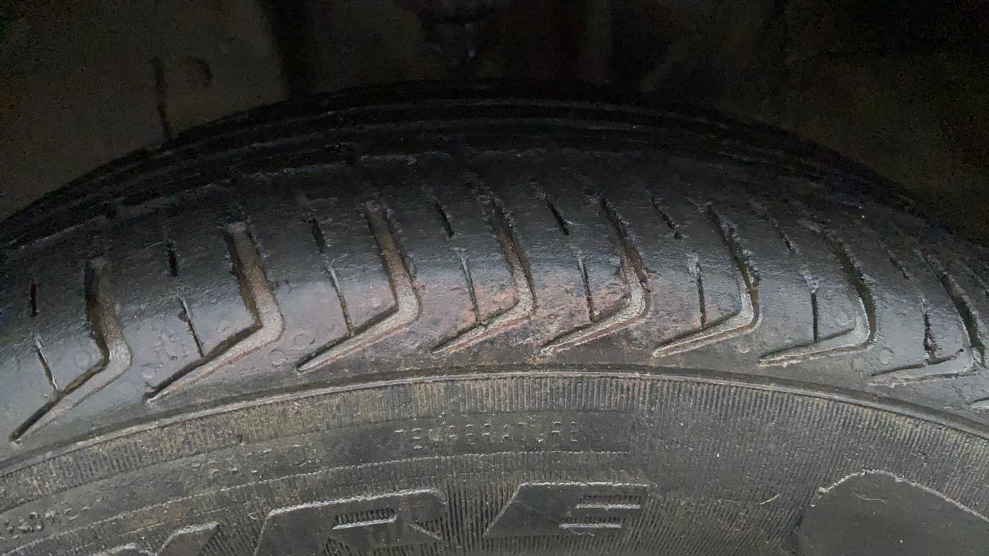 2018 Datsun Go A, Petrol, Manual, 55,380 km, Left Front Tyre Tread
