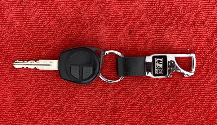 2013 Maruti Swift Dzire VDI, Diesel, Manual, 70,633 km, Key Close Up
