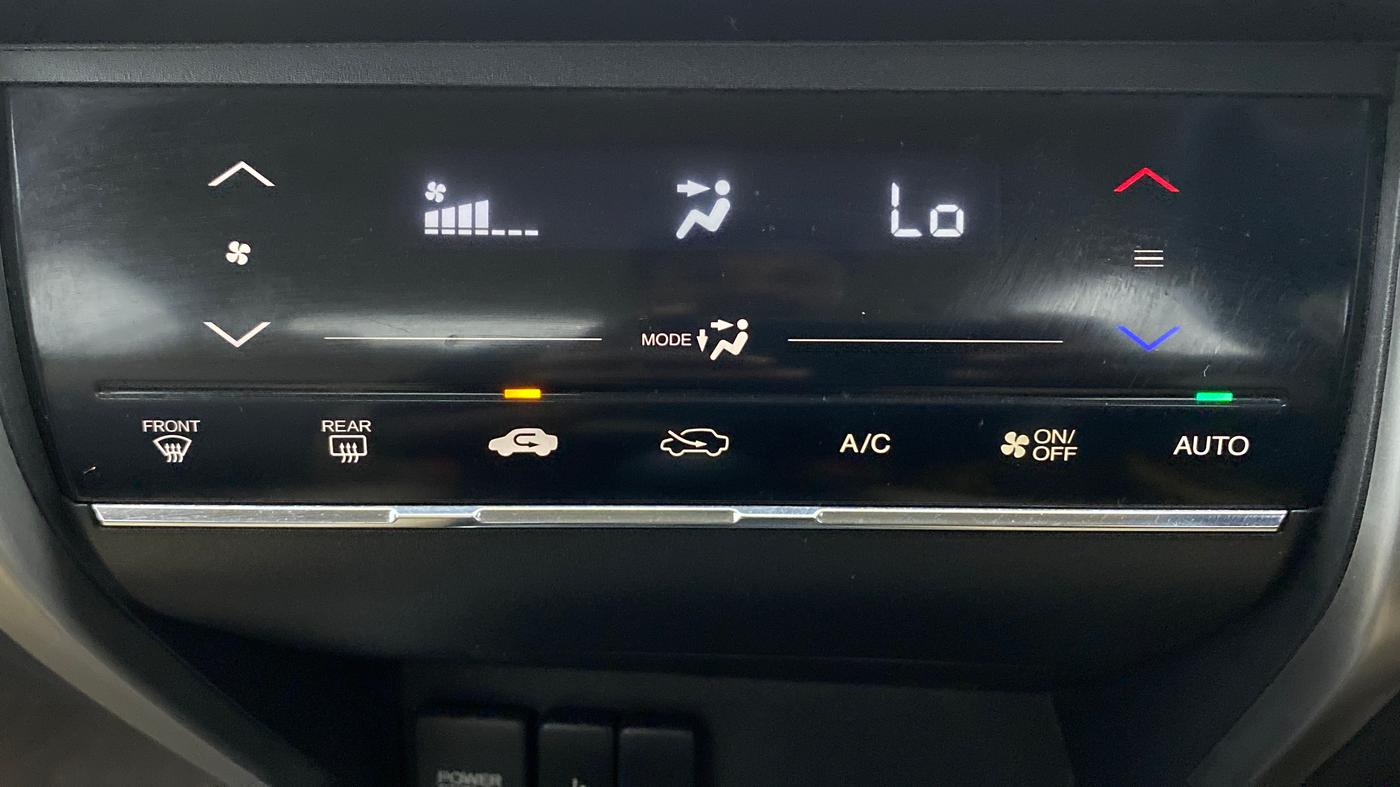 2017 Honda City V MT PETROL, Petrol, Manual, 62,475 km, Automatic Climate Control