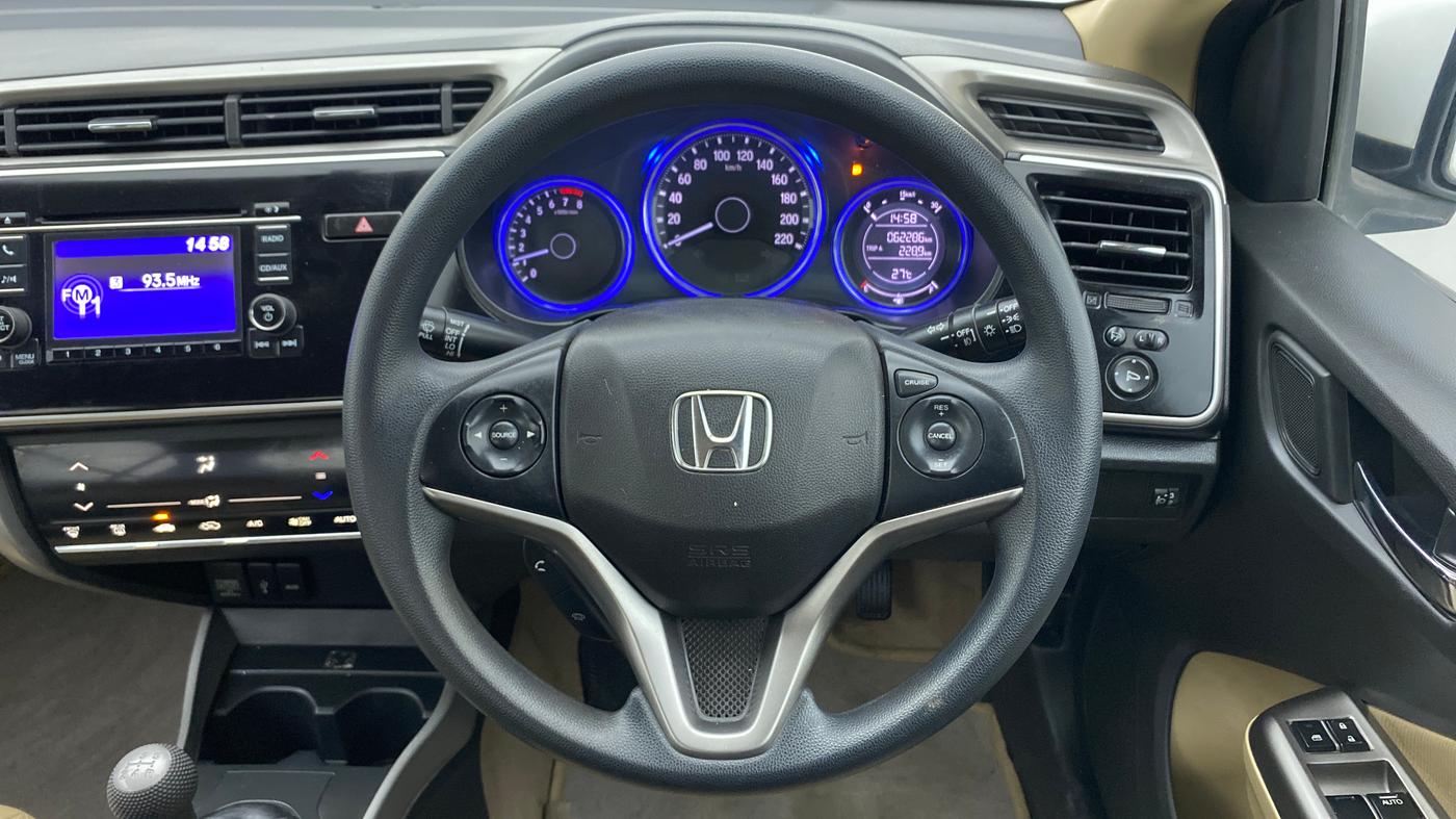 2017 Honda City V MT PETROL, Petrol, Manual, 62,475 km, Steering Wheel Close Up
