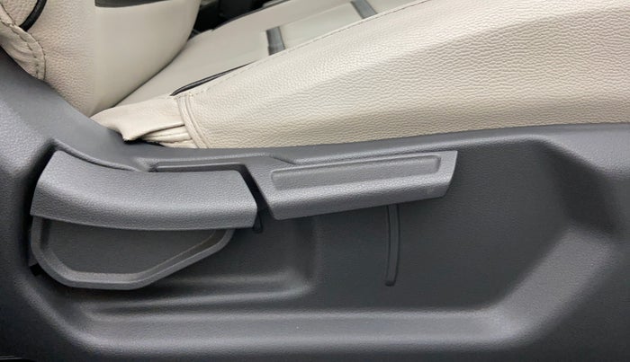 2021 Hyundai AURA SX PLUS 1.2 AMT, Petrol, Automatic, 38,710 km, Driver Side Adjustment Panel