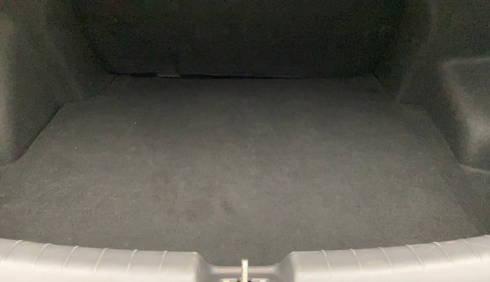 2021 Hyundai AURA SX PLUS 1.2 AMT, Petrol, Automatic, 38,710 km, Boot Inside