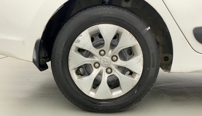 2014 Hyundai Xcent S 1.2, Petrol, Manual, 85,604 km, Right Rear Wheel