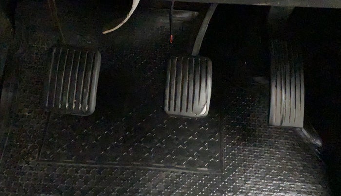 2014 Hyundai Xcent S 1.2, Petrol, Manual, 85,604 km, Pedals