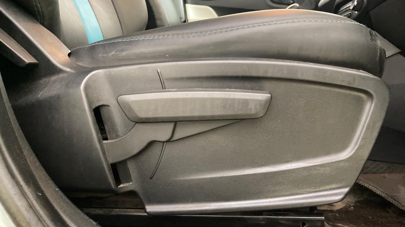 2021 Tata PUNCH ACCOMPLISHED AMT, Petrol, Automatic, 52,156 km, Driver Side Adjustment Panel