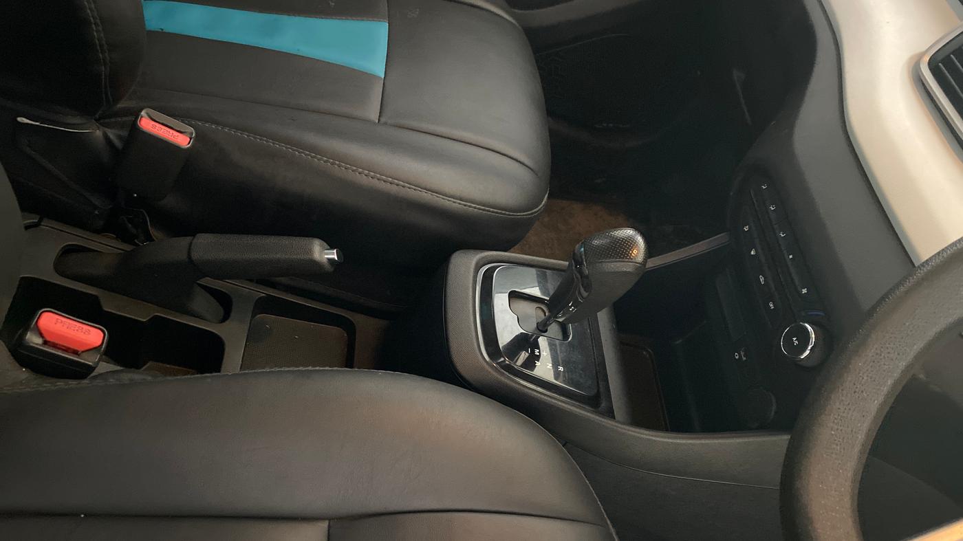 2021 Tata PUNCH ACCOMPLISHED AMT, Petrol, Automatic, 52,156 km, Gear Lever