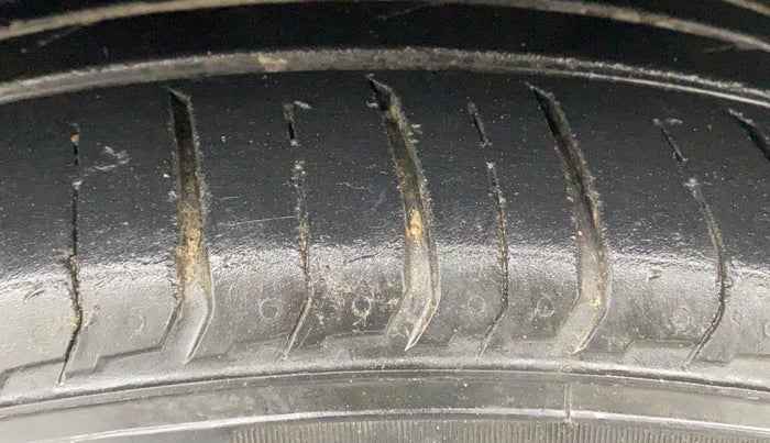 2019 Hyundai VENUE SX PLUS 1.0 TURBO DCT, Petrol, Automatic, 93,059 km, Left Front Tyre Tread