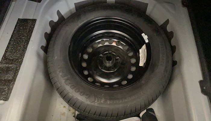 2022 Skoda SLAVIA AMBITION 1.0L TSI MT, Petrol, Manual, 39,196 km, Spare Tyre