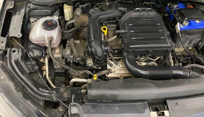 2022 Skoda SLAVIA AMBITION 1.0L TSI MT, Petrol, Manual, 39,196 km, Engine View - Right