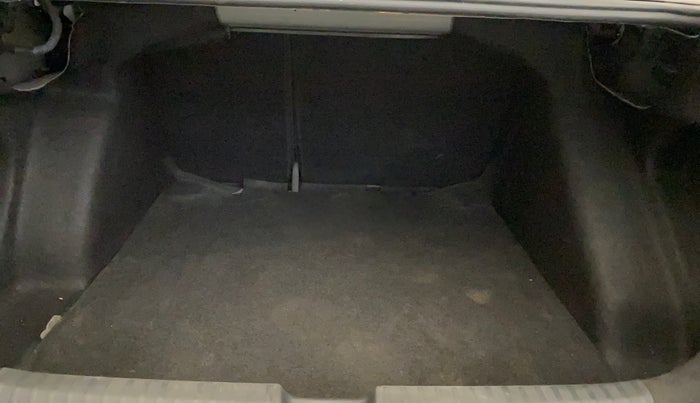 2022 Skoda SLAVIA AMBITION 1.0L TSI MT, Petrol, Manual, 39,196 km, Boot Inside