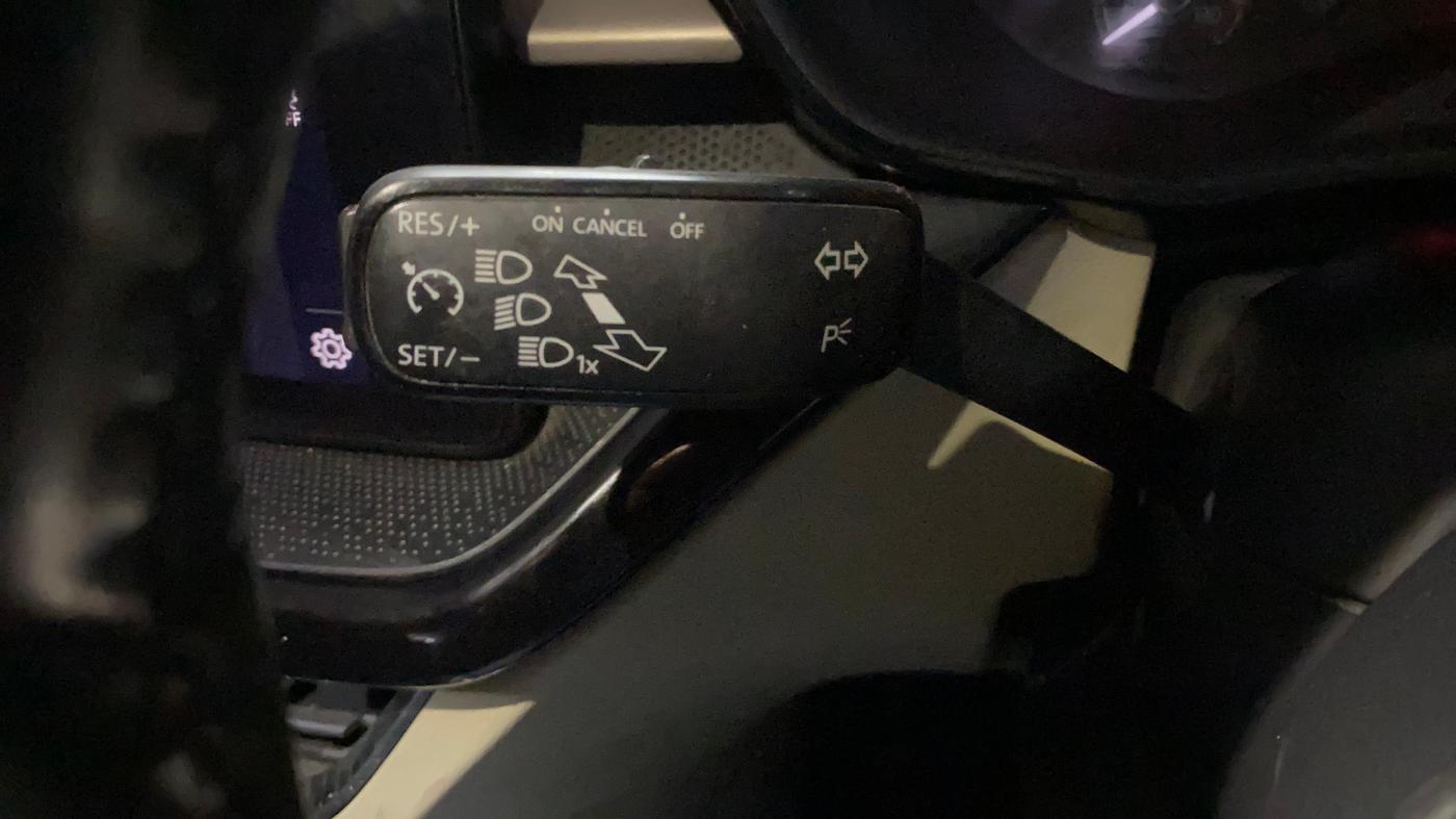 2022 Skoda SLAVIA AMBITION 1.0L TSI MT, Petrol, Manual, 39,109 km, Adaptive Cruise Control