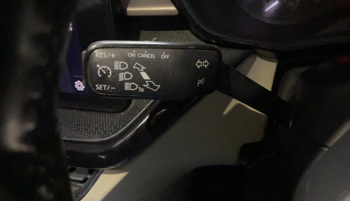 2022 Skoda SLAVIA AMBITION 1.0L TSI MT, Petrol, Manual, 39,196 km, Adaptive Cruise Control