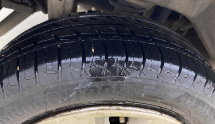 2013 Maruti Alto K10 LXI, Petrol, Manual, 90,391 km, Right Rear Tyre Tread
