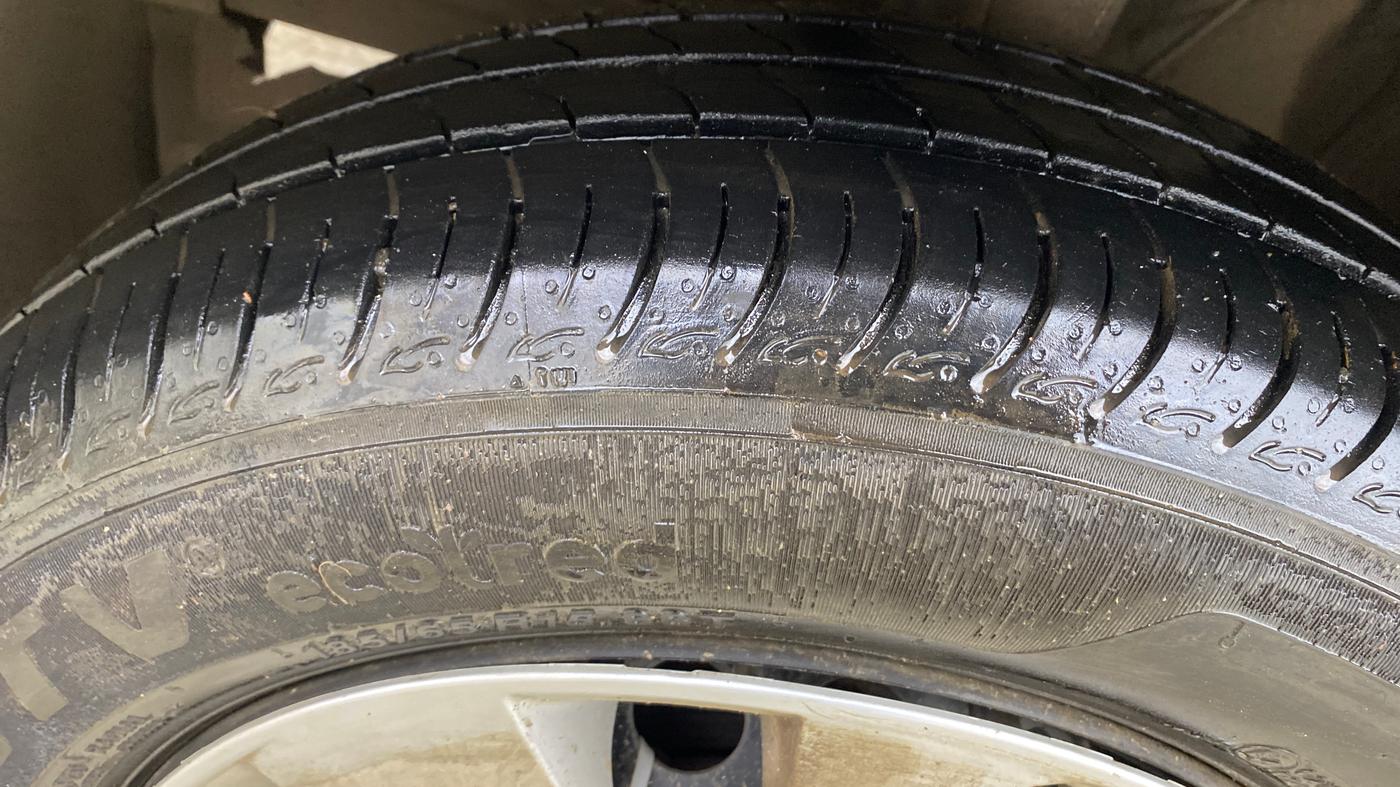 2019 Maruti Baleno DELTA PETROL 1.2, Petrol, Manual, 56,520 km, Left Front Tyre Tread