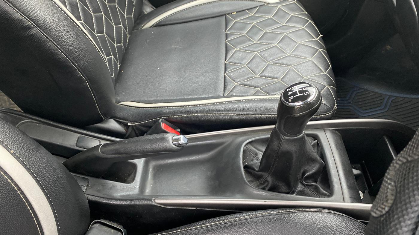 2019 Maruti Baleno DELTA PETROL 1.2, Petrol, Manual, 56,520 km, Gear Lever