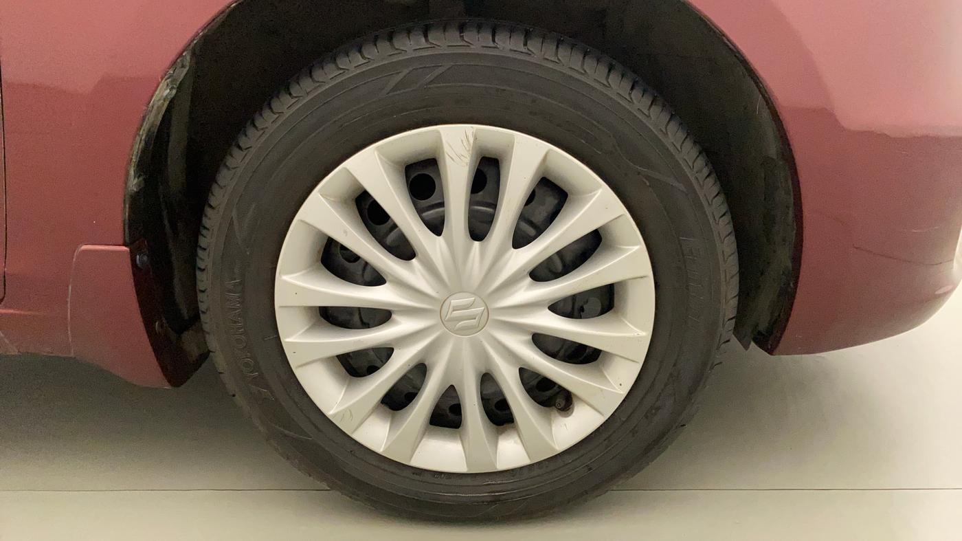 2017 Maruti Ciaz SIGMA 1.4 MT PETROL, Petrol, Manual, 75,480 km, Right Front Wheel