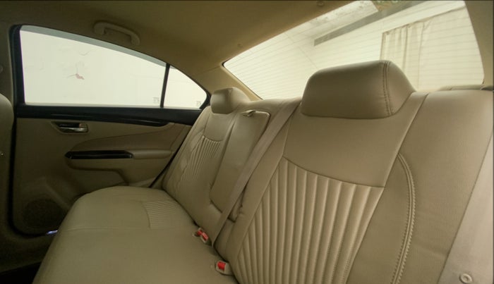 2017 Maruti Ciaz SIGMA 1.4 MT PETROL, Petrol, Manual, 75,480 km, Right Side Rear Door Cabin