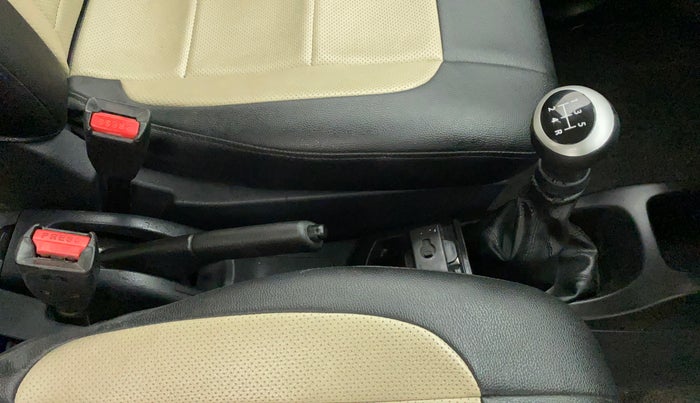 2012 Maruti Wagon R 1.0 LXI, Petrol, Manual, 46,399 km, Gear Lever