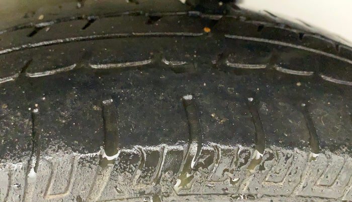 2012 Maruti Wagon R 1.0 LXI, Petrol, Manual, 46,399 km, Left Rear Tyre Tread