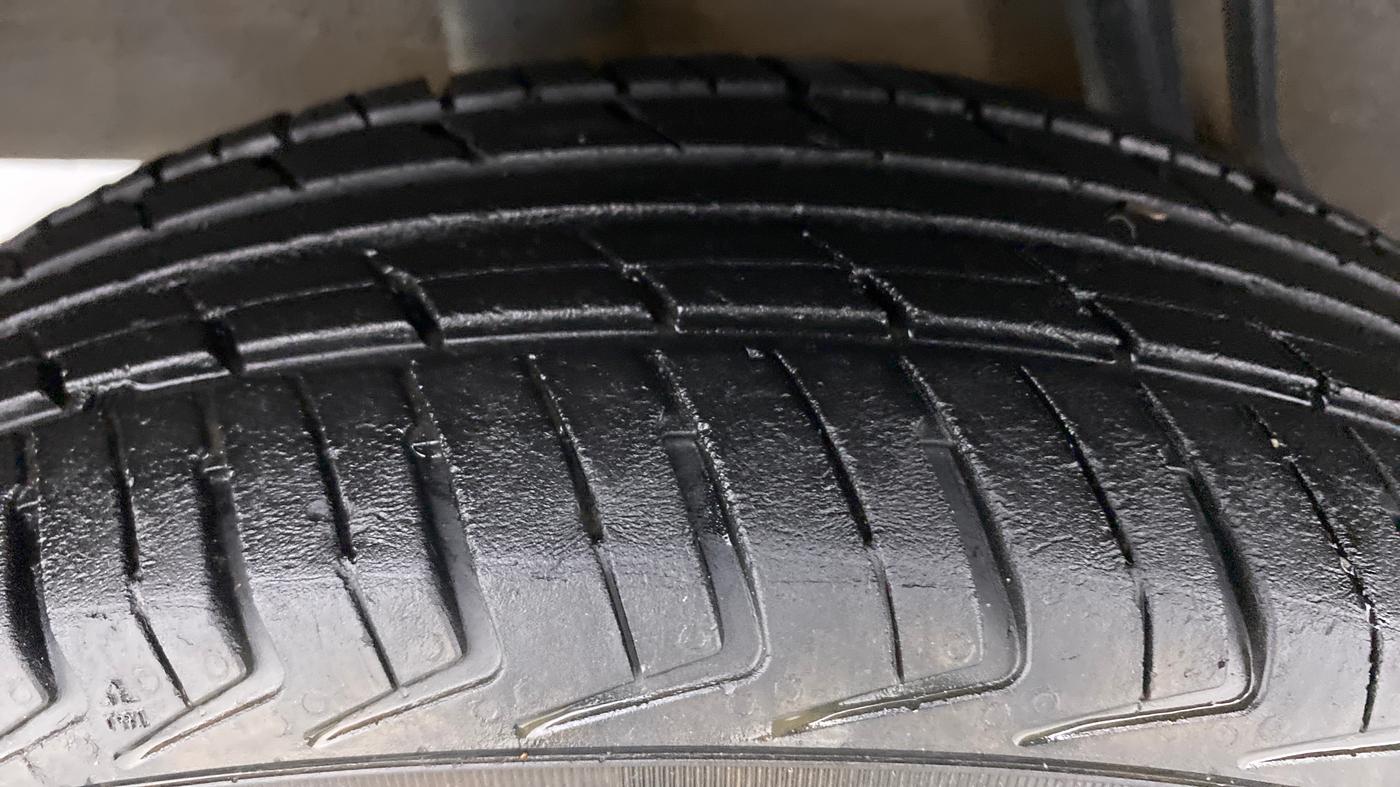 2019 Renault Kwid CLIMBER 1.0, Petrol, Manual, 74,170 km, Right Rear Tyre Tread