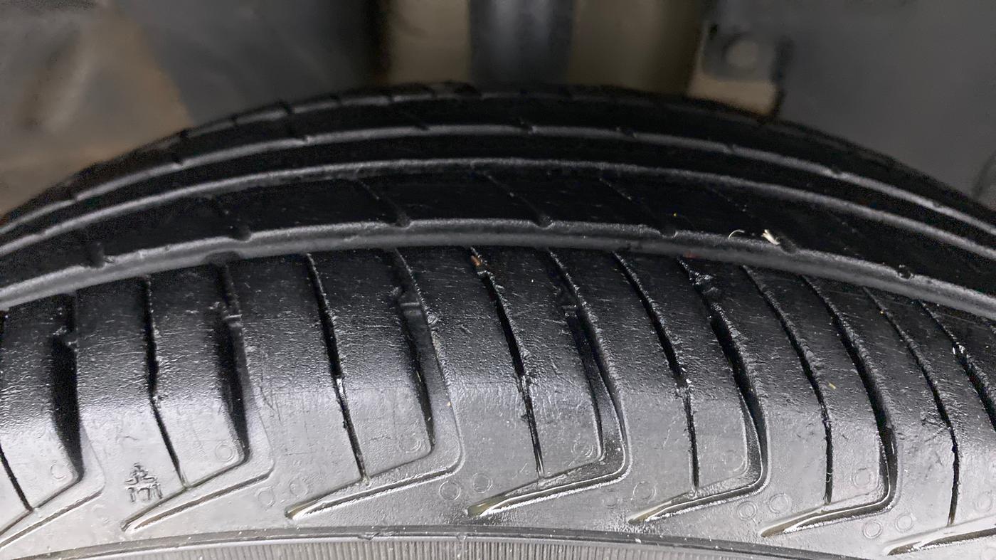 2019 Renault Kwid CLIMBER 1.0, Petrol, Manual, 74,170 km, Right Front Tyre Tread