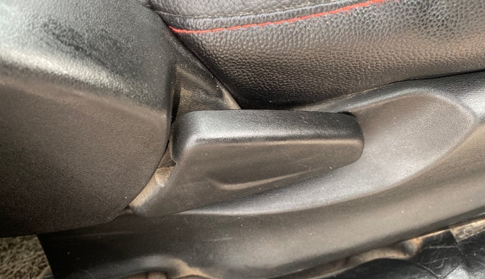 2021 Datsun Redi Go A, Petrol, Manual, 40,360 km, Driver Side Adjustment Panel