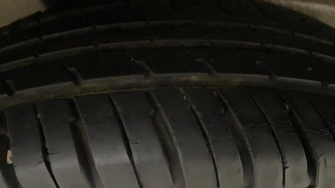 2021 Maruti New Wagon-R LXI CNG 1.0, CNG, Manual, 19,622 km, Right Rear Tyre Tread
