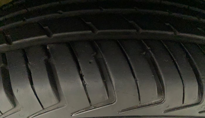 2021 Maruti New Wagon-R LXI CNG 1.0, CNG, Manual, 19,622 km, Right Front Tyre Tread
