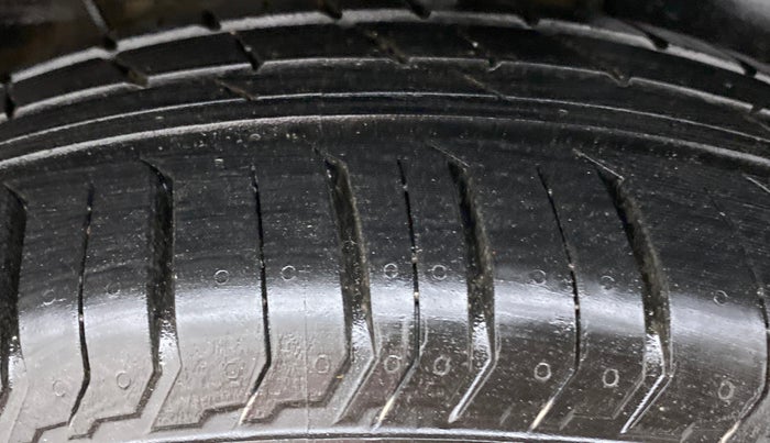 2022 Tata PUNCH ACCOMPLISHED MT, Petrol, Manual, 1,552 km, Left Rear Tyre Tread