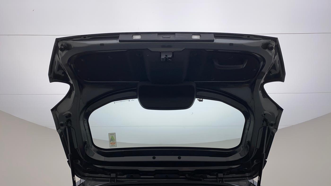 2022 Tata PUNCH ACCOMPLISHED MT, Petrol, Manual, 1,552 km, Boot Door Open
