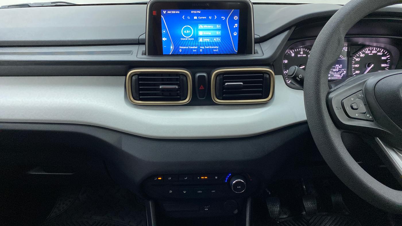 2022 Tata PUNCH ACCOMPLISHED MT, Petrol, Manual, 1,552 km, Air Conditioner