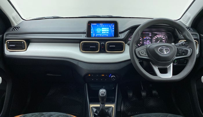 2022 Tata PUNCH ACCOMPLISHED MT, Petrol, Manual, 1,552 km, Dashboard
