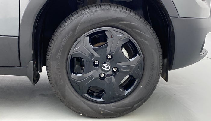 2022 Tata PUNCH ACCOMPLISHED MT, Petrol, Manual, 1,552 km, Right Front Wheel