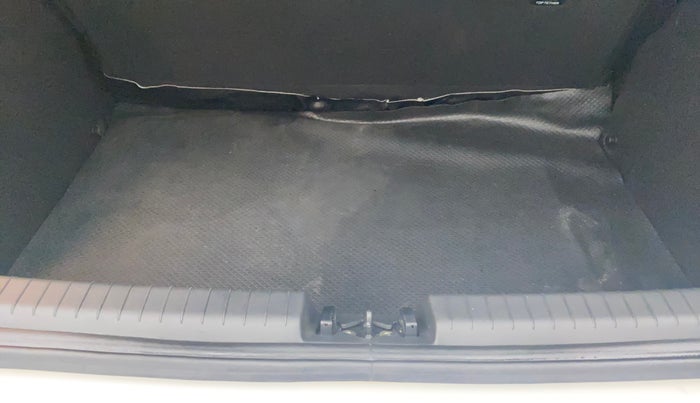 2019 Hyundai Elite i20 ASTA 1.2 (O), Petrol, Manual, 45,462 km, Boot Inside