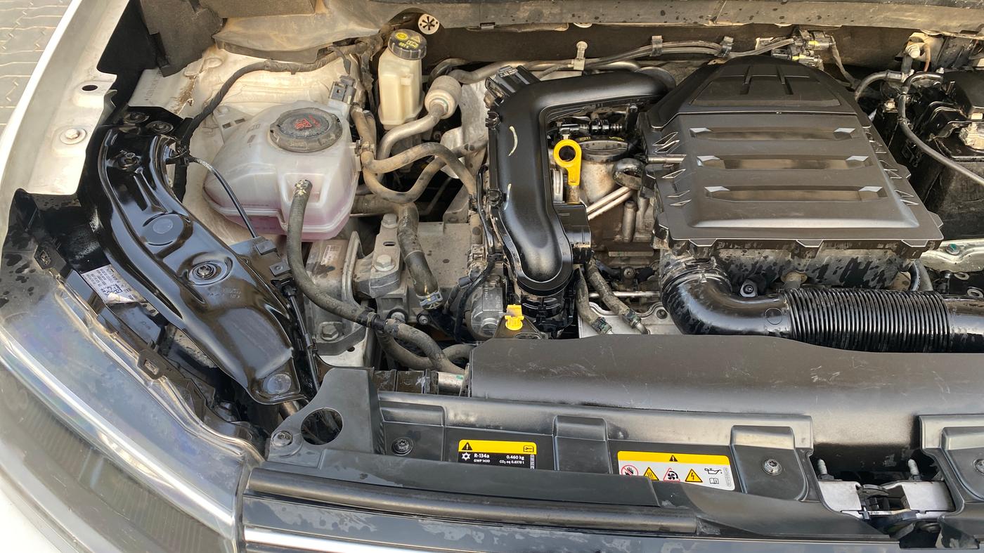 2022 Volkswagen TAIGUN COMFORTLINE 1.0 TSI MT, Petrol, Manual, 43,299 km, Engine View - Right