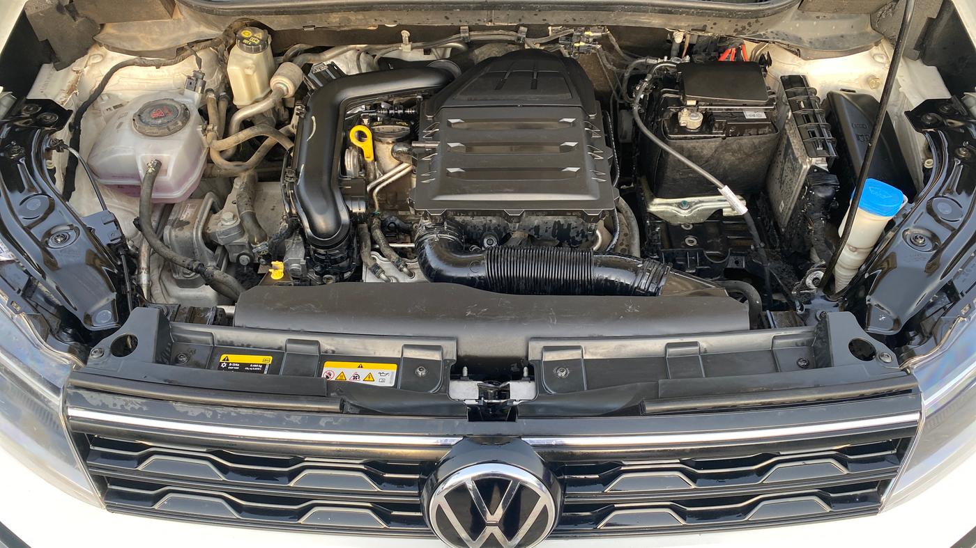 2022 Volkswagen TAIGUN COMFORTLINE 1.0 TSI MT, Petrol, Manual, 43,299 km, Engine View