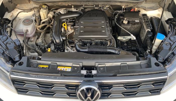 2022 Volkswagen TAIGUN COMFORTLINE 1.0 TSI MT, Petrol, Manual, 43,299 km, Engine View