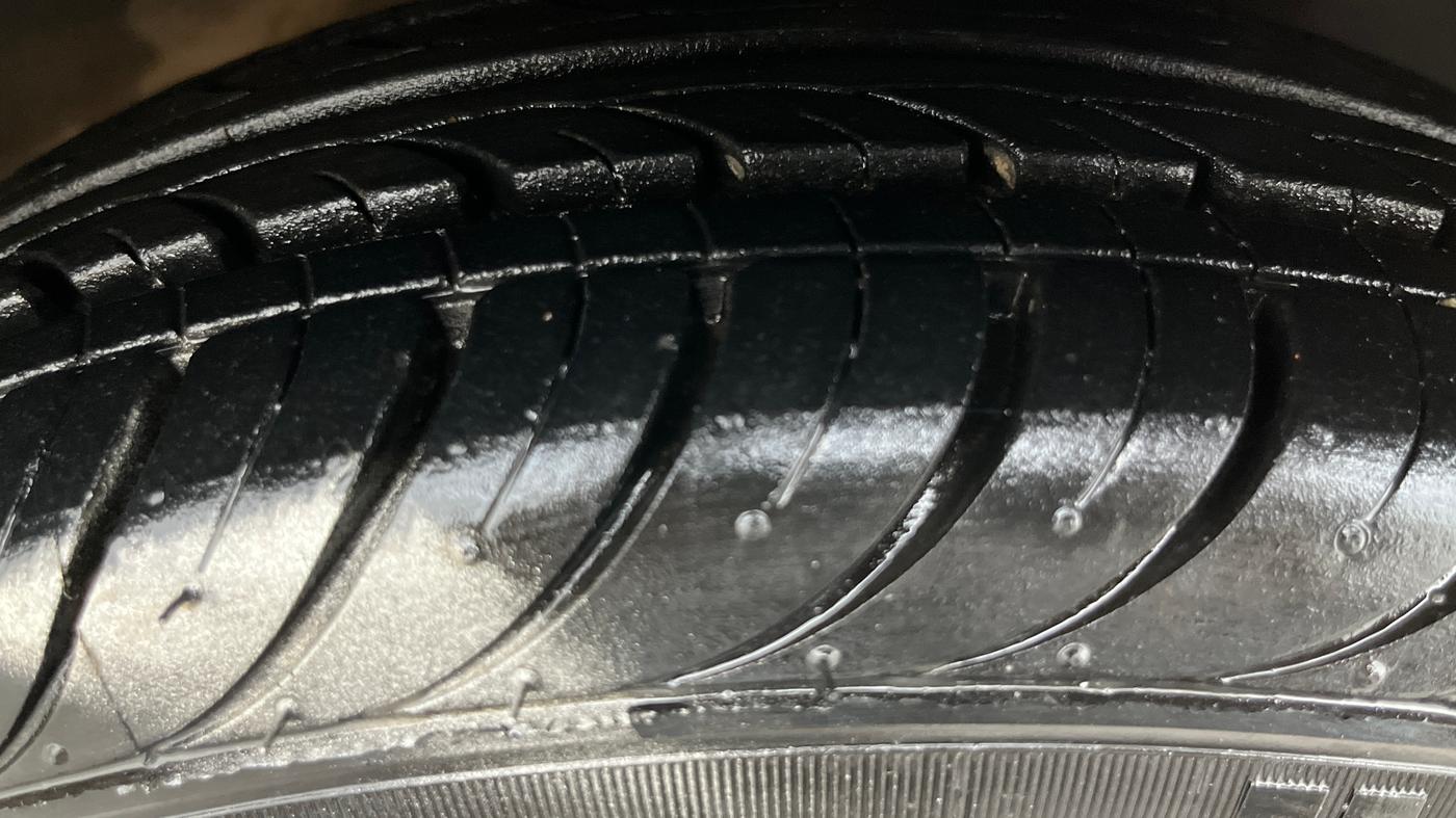 2015 Hyundai Eon MAGNA +, Petrol, Manual, 73,475 km, Right Front Tyre Tread