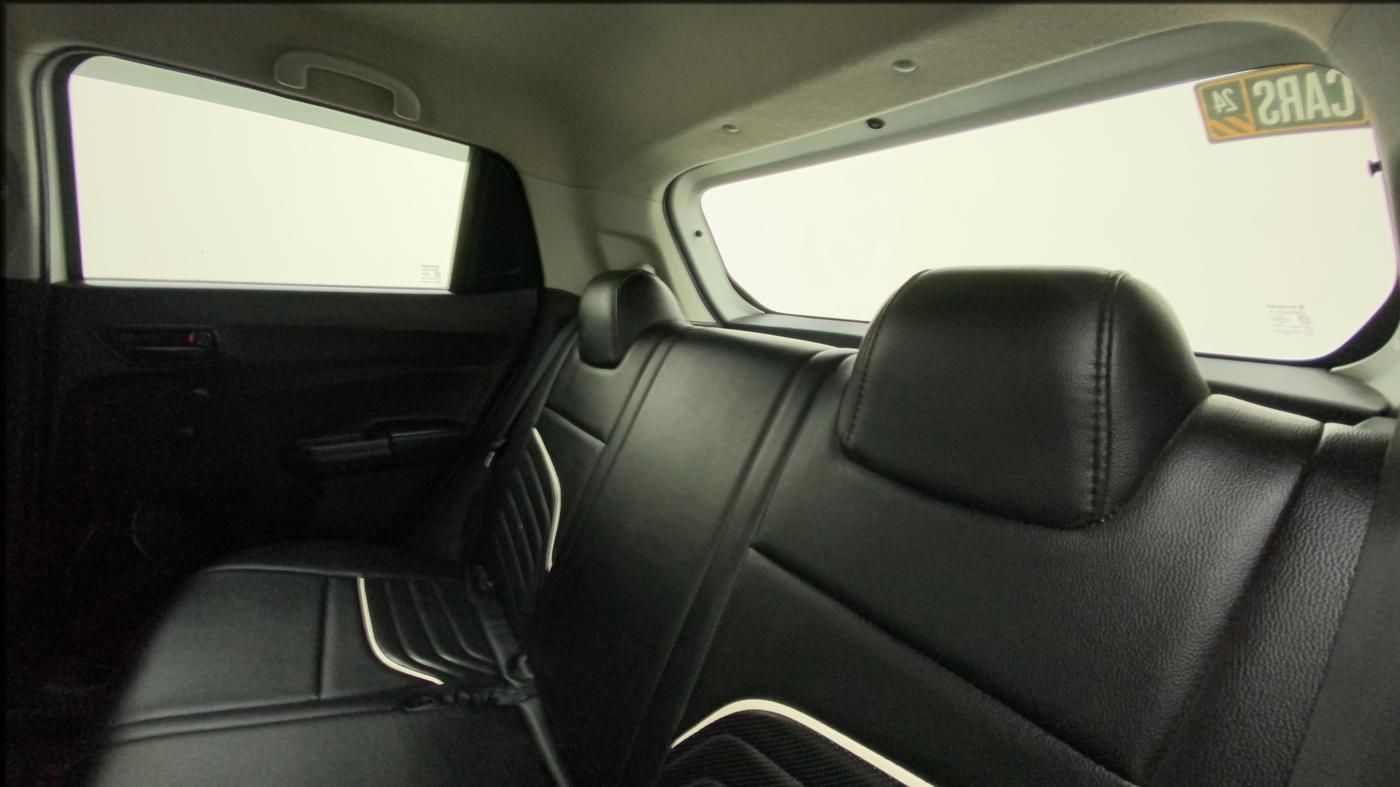 2019 Maruti Swift LXI, Petrol, Manual, 31,466 km, Right Side Rear Door Cabin