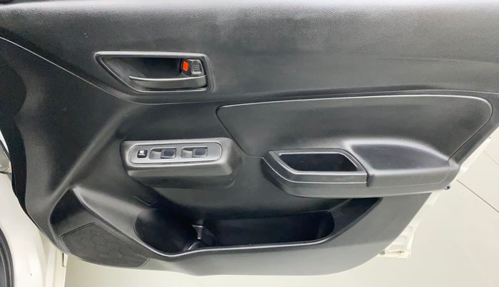 2019 Maruti Swift LXI, Petrol, Manual, 31,466 km, Driver Side Door Panels Control