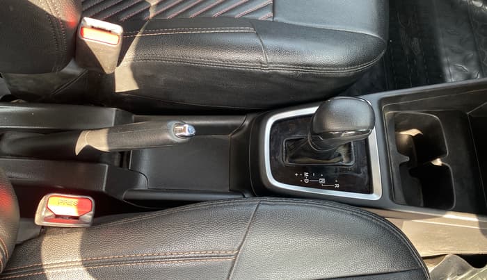 2018 Maruti Swift ZXI AMT, Petrol, Automatic, 1,49,965 km, Gear Lever