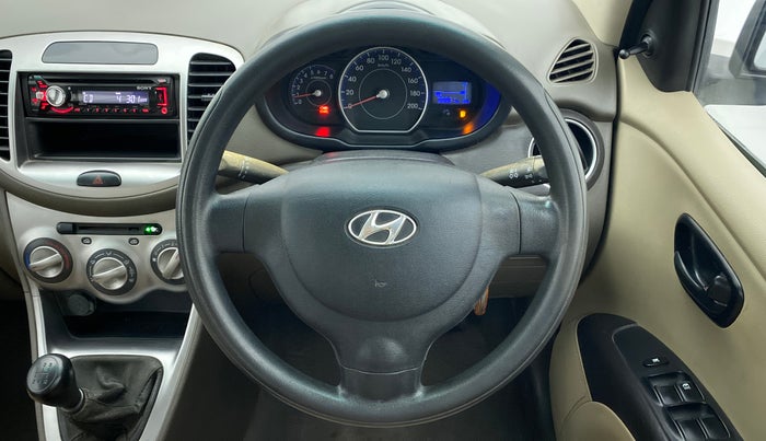 2014 Hyundai i10 MAGNA 1.1, Petrol, Manual, 36,861 km, Steering Wheel Close Up